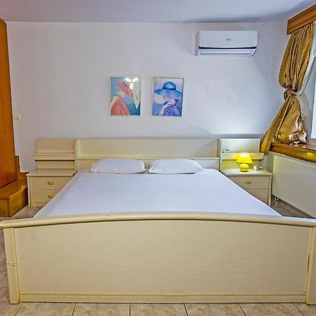 Villa Aleka ซาโมทราคี ภายนอก รูปภาพ